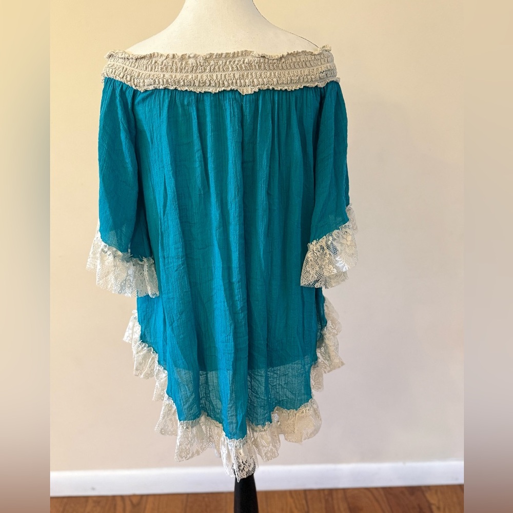 Exquisitely Detailed- Boho-style off-the-shoulder tunic dress - Picture 3 of 5